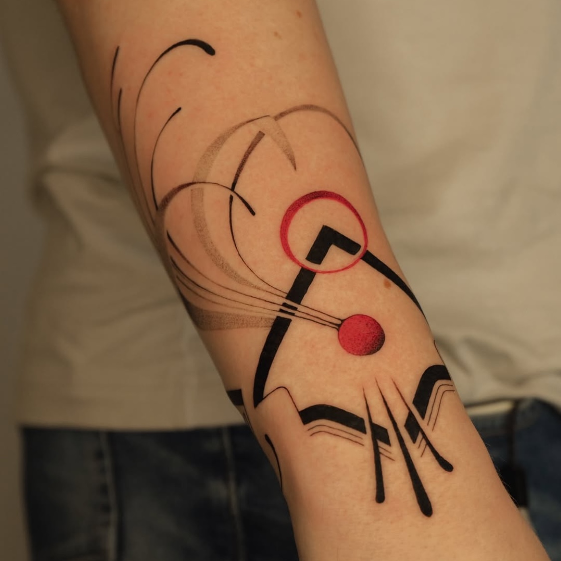 Tatuaje geométrico abstracto